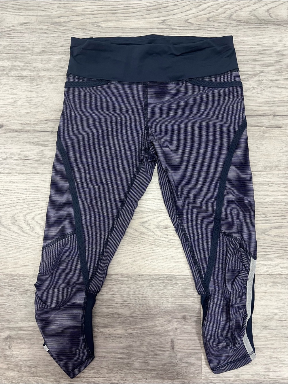 Lululemon Run: Fast And Free Crop Leggings – Size 2 💙
